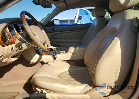 2005 Jaguar Xk8 z USA, uszkodzony, nr VIN SAJDA42C852A42381